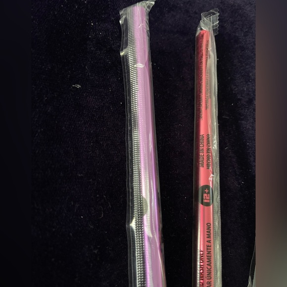 Reusable Silicone Boba Straws, Extra Large Bubble Tea Smoothie Straws, Pack of 4 - Picture 2 of 9